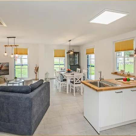 Fischerdorf Johann بيت للعطل Zirchow