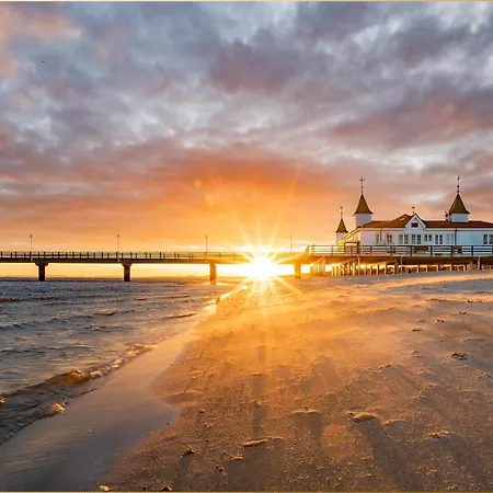 Fischerdorf Johann بيت للعطل Zirchow